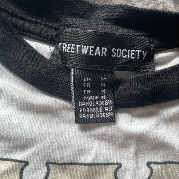 White blouse with black with a symbol of Peace and flowers - Picture 2 of 2